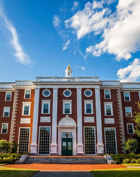 baker-library-harvard-university_OPxWuDn.max-2880x1800