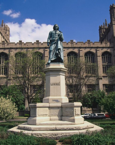 The University of Chicago informed incoming students in a welcome letter it does not support "trigger warnings" or "safe spaces," as part of its policy of free speech