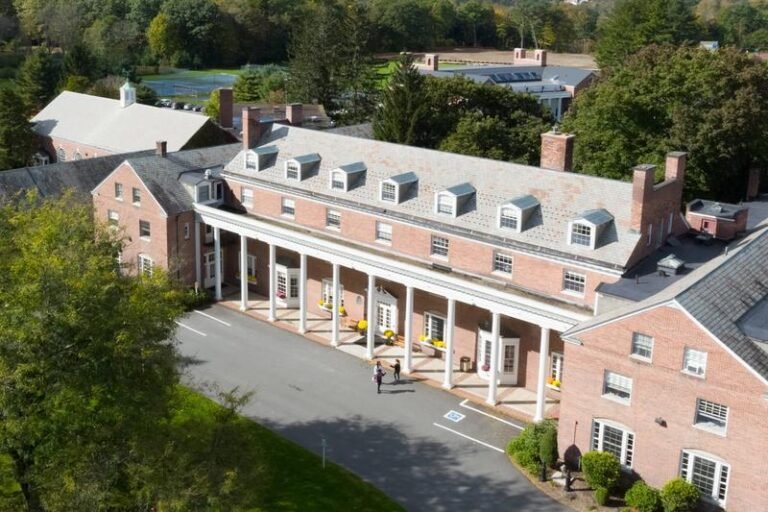 Miss Halls School 768x512