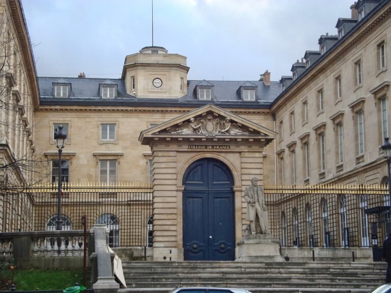 College De Paris 768x576