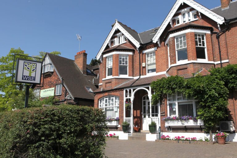 Wimbeldon School of English 2 768x512